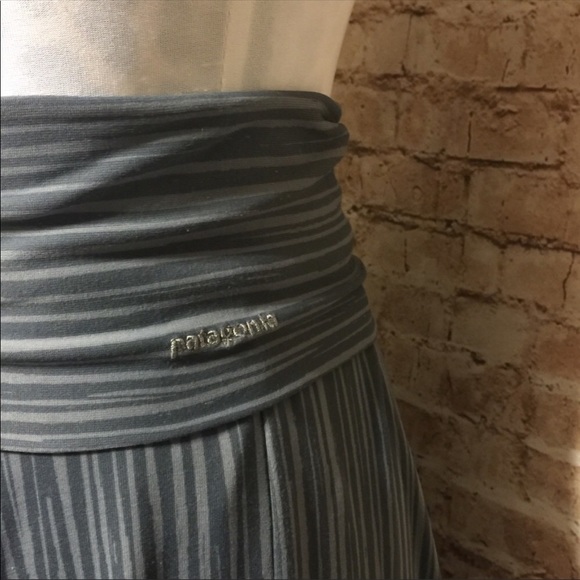 Patagonia Stretchy Foldover Waist Midi Skirt - Picture 3 of 7